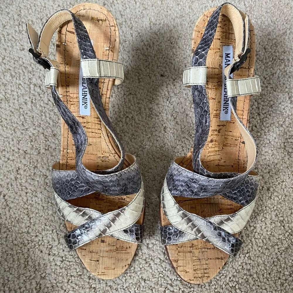 Manolo Blahnik python cork slingback heels - Picture 2 of 6
